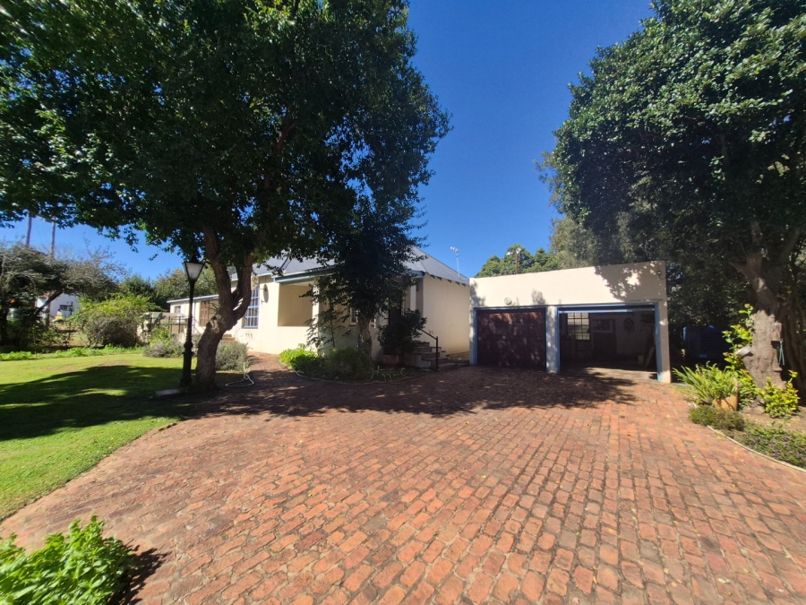 Commercial Property for Sale in Hartbeespoort Rural North West